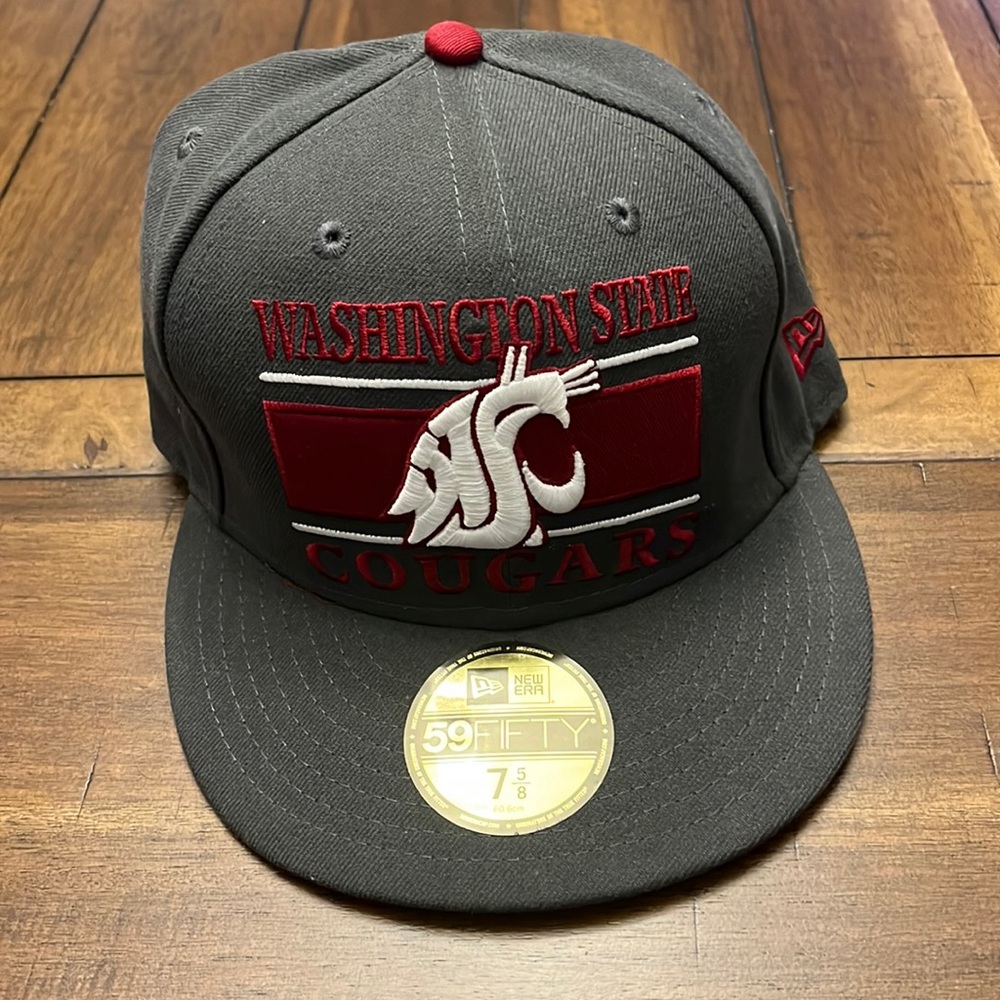 New Era Fitted 7 5/8 59Fifty Washington State Cap. Worn only a couple times.